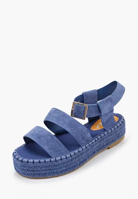 Босоніжки сандалі