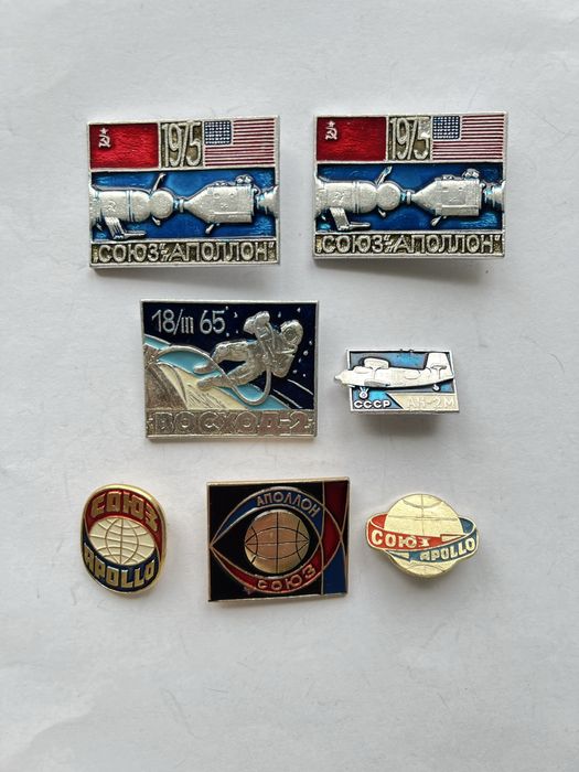 Значки Космос/космические корабли/самолеты