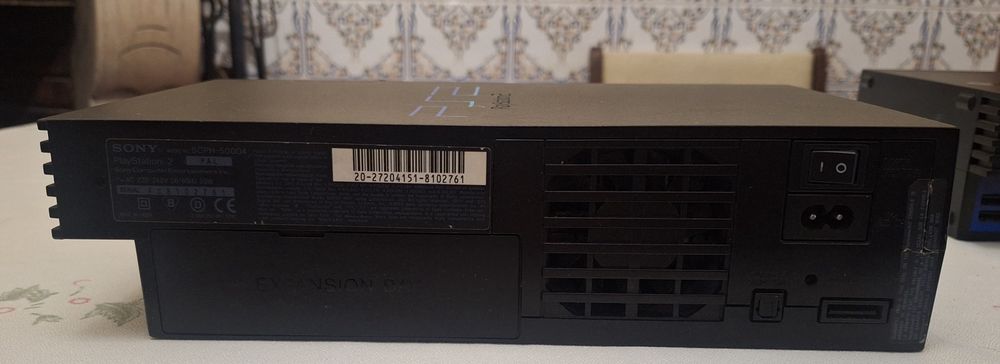 PlayStation 2 PAL SCPH-5004 - Reparação ou peças