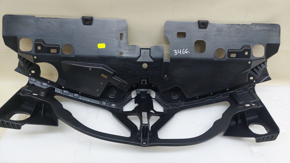 Renault Captur , 2017- підсилювач центральної решітки, in03466