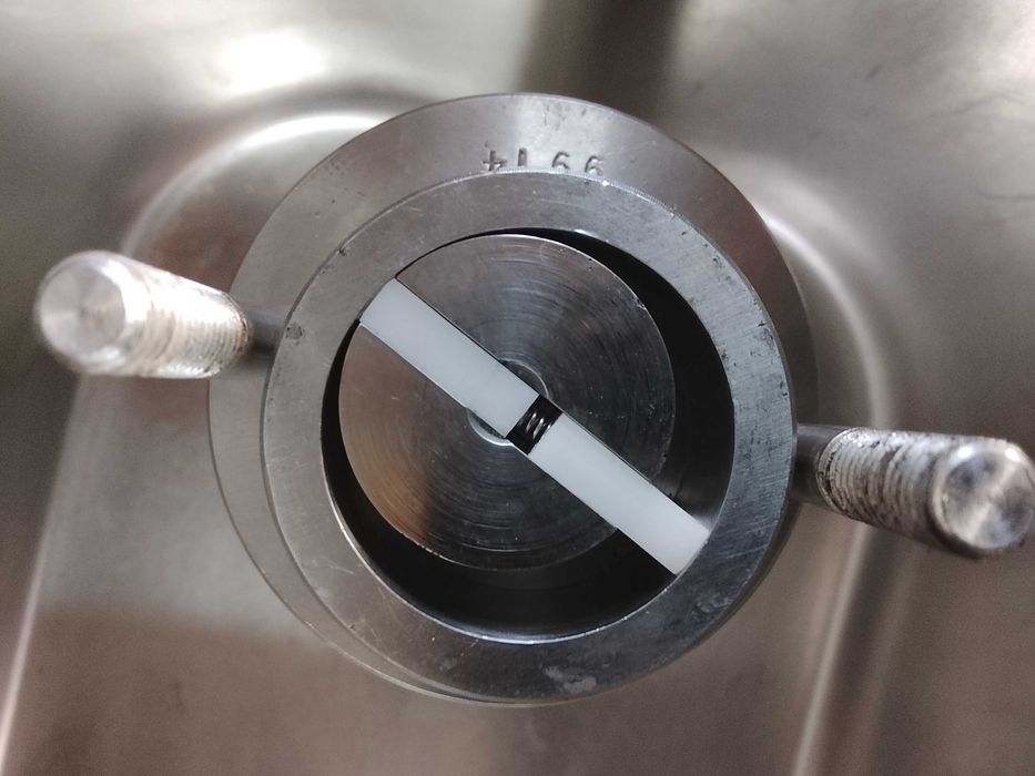 Automat do bitej śmietany Sanomat 9914 f 12 Stan bardzo dobry