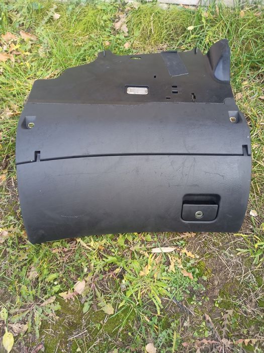 Бардачок на audi a6 c5