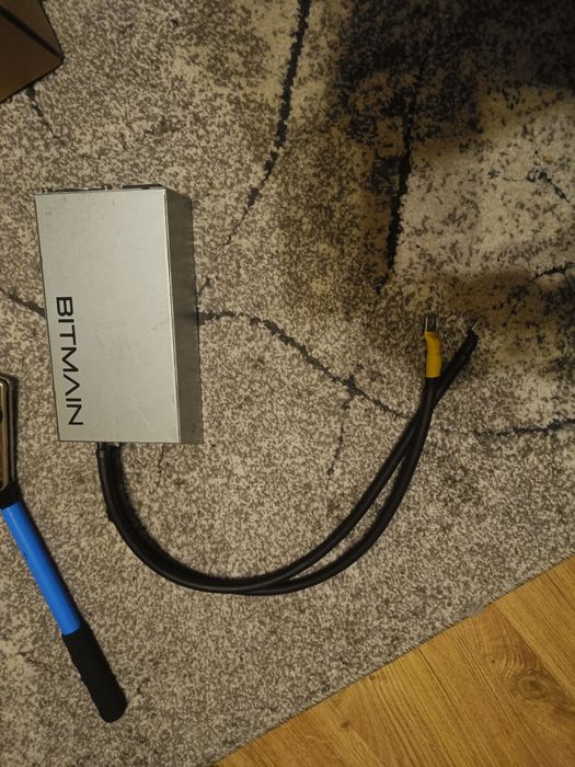 Zasilacz pod programowanie 13.8v 150a