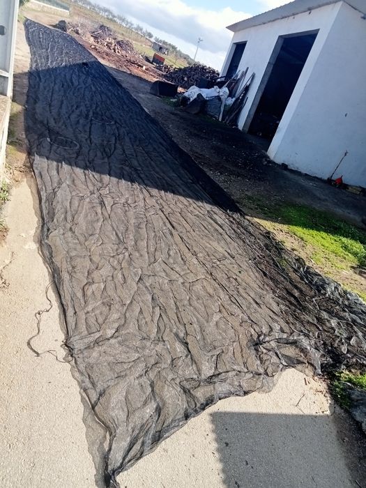 Toldo malha coberta para obras carregas ...