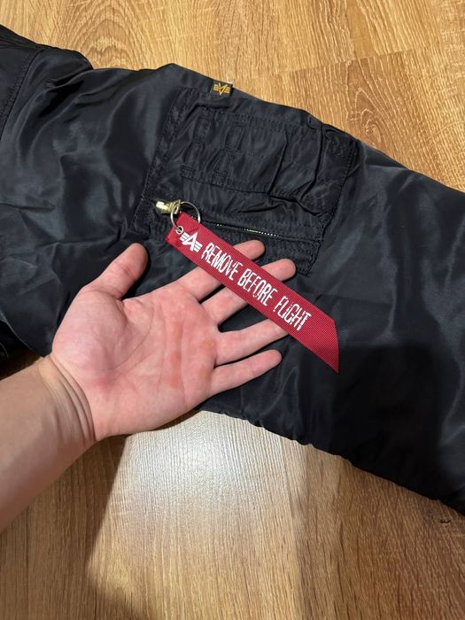 Орігнальный  бобмер новый: Alpha industries CWU 45