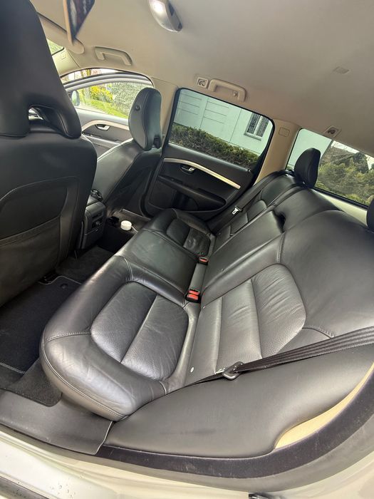 Volvo V70 2,4 D 185 KM