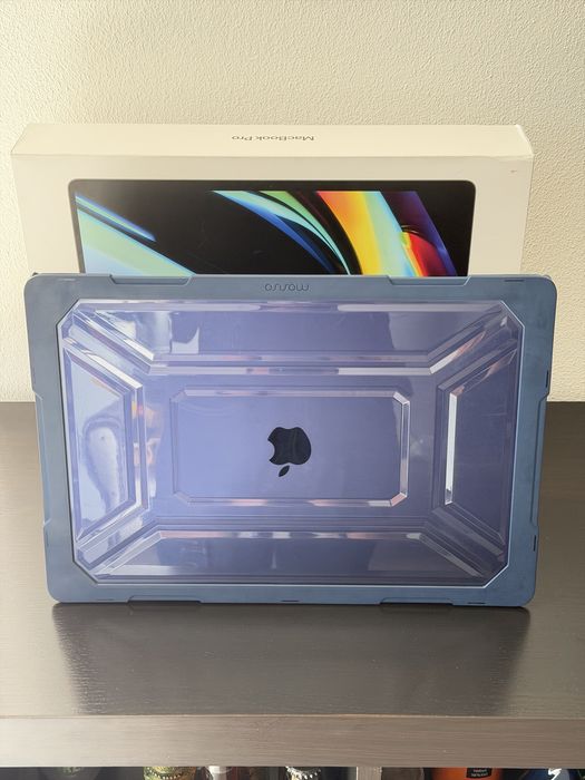 Macbook pro a2141 / 2019 16 pol (specs nas fotos)