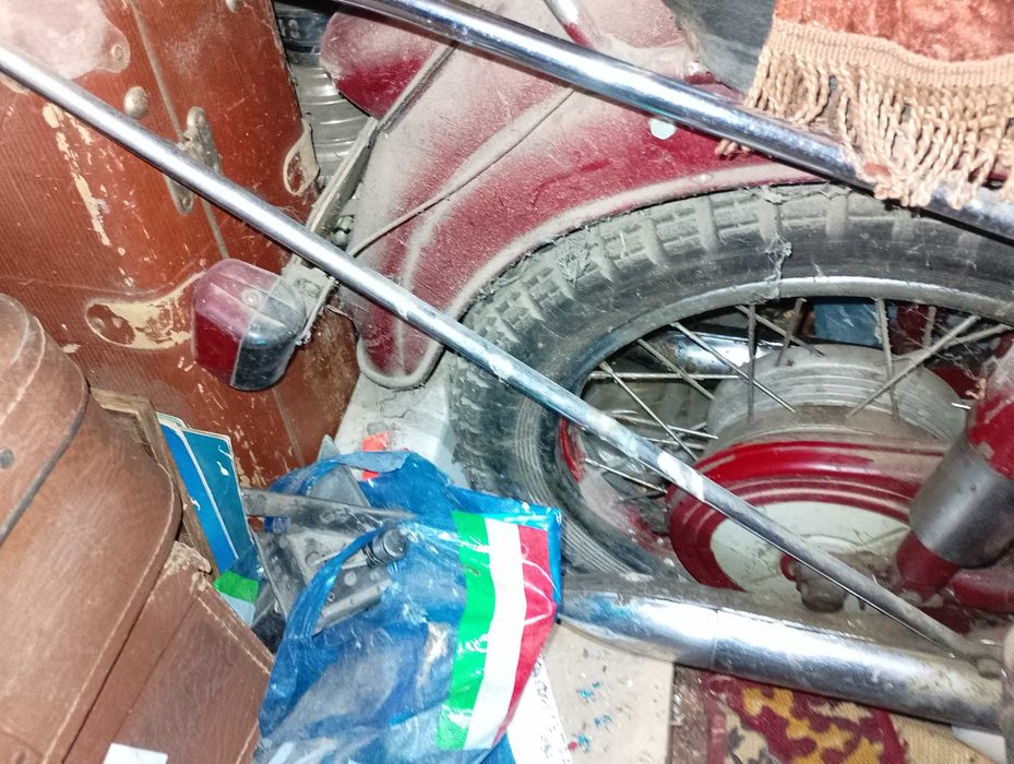 Мотоцикл Ява 175 на ходу с документами