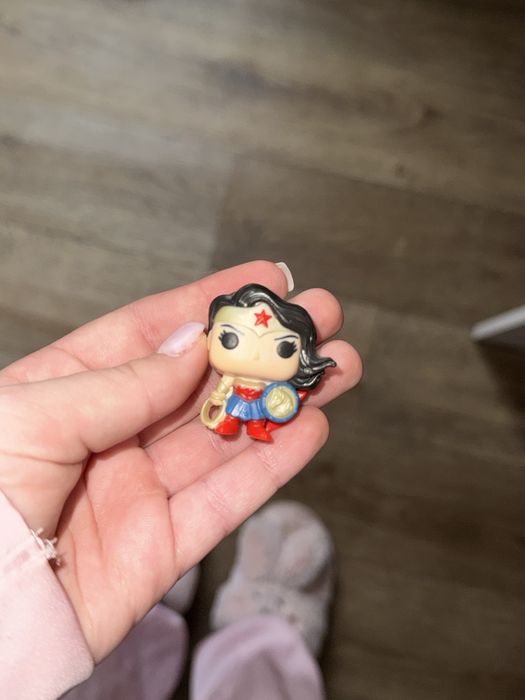 Фігурки DC - Kinder Joy