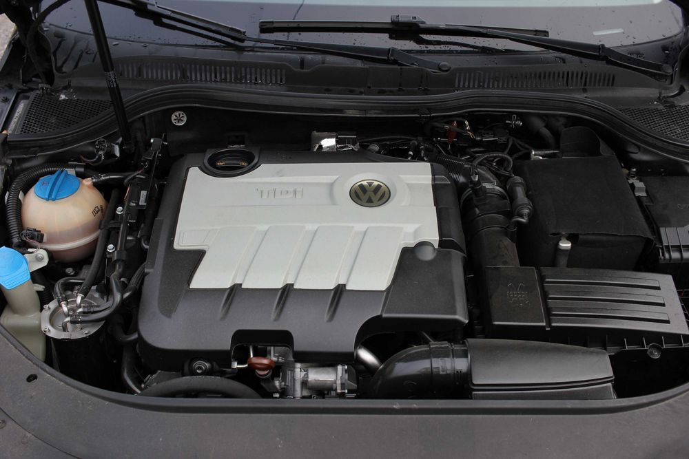 VW Passat CC 2.0 tdi