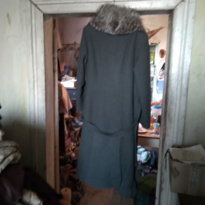 Зимнее пальто с чернобуркой