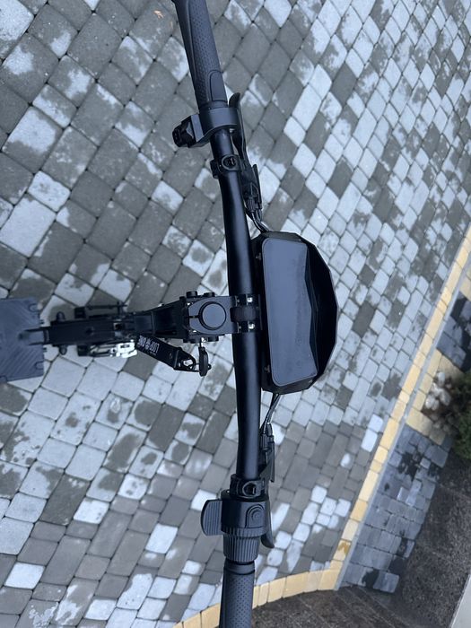 Електросамокат Kukirin G4