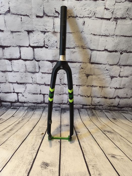 Sztywny Widelec Gravel aluminium jak nowy