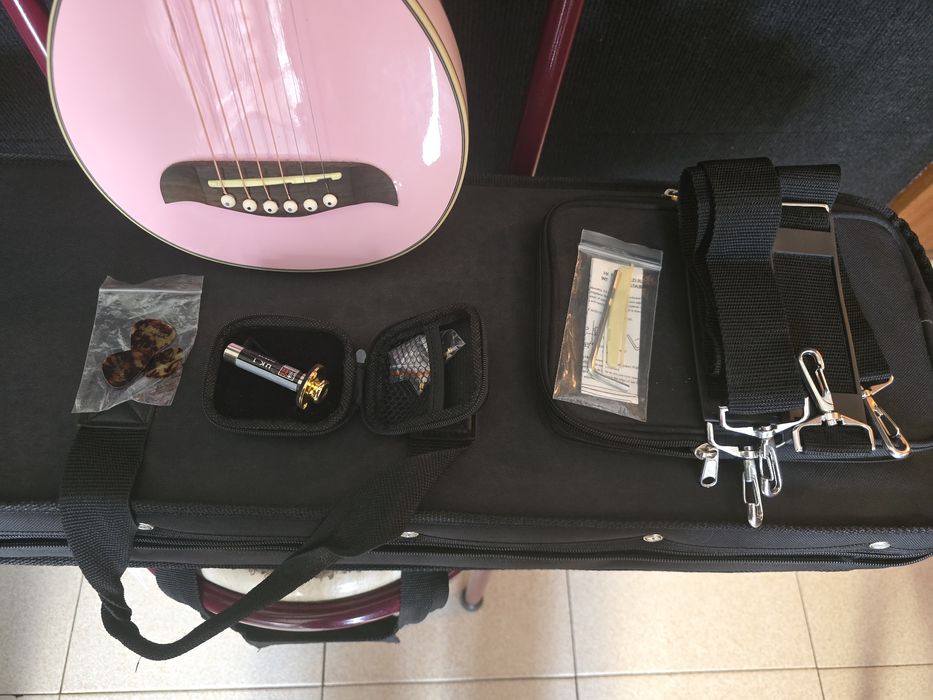 Violão Washburn Rover RO10 Travel Acoustic, excelente custo.