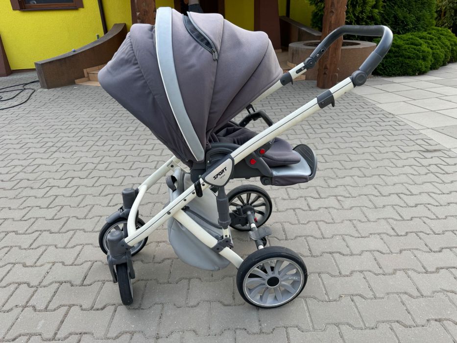 Wózek dziecięcy gondola spacerówka fotelik samochodowy parasolka