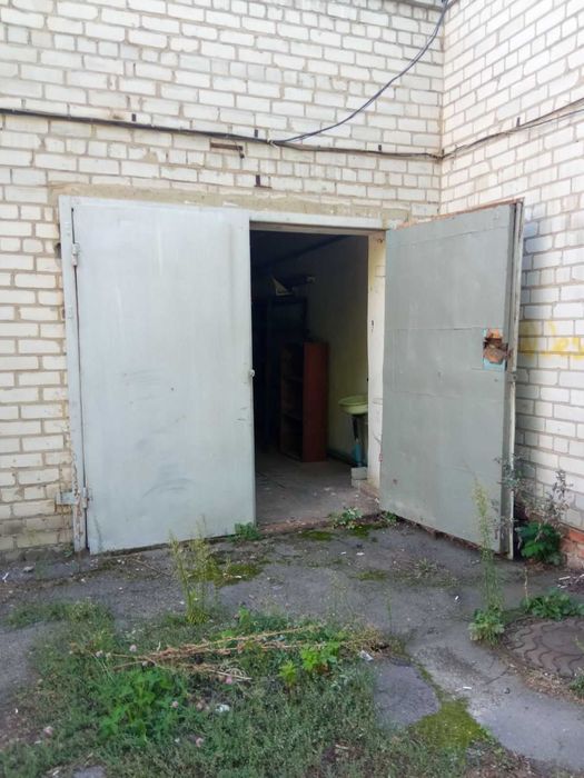 Продам гараж в центрі по вул. Квартальній