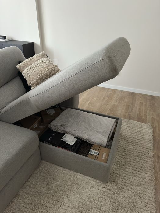 Sofá cama com arrumacão - como novo