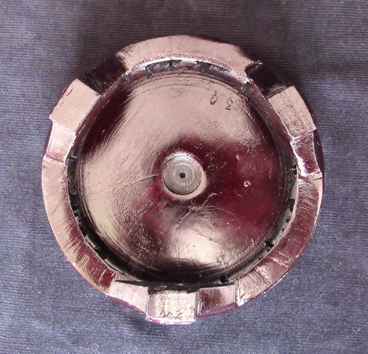 Base Antiga em Madeira (Ref. 6)