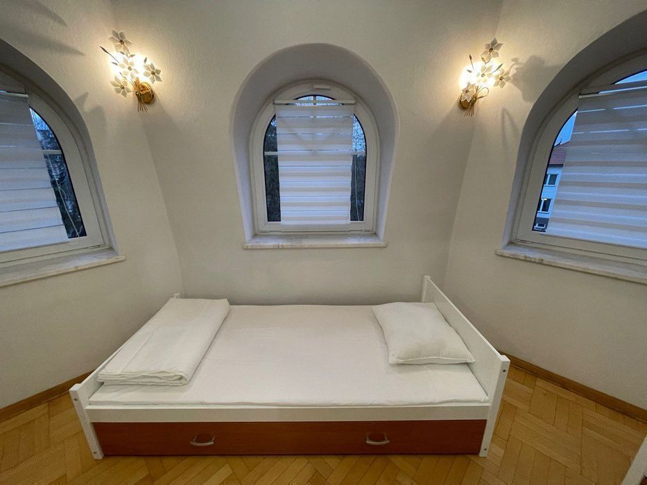 Nowy Hostel w Warszawie Wilanów, Mokotów, Ursynów -Хостел есть места