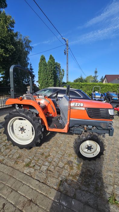 Kubota T220 22KM 4x4 wspomaganie yanmar iseki hinomoto mitsubishi