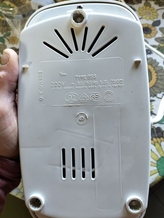 ekspres do kawy marki MOULINEX, model 855.