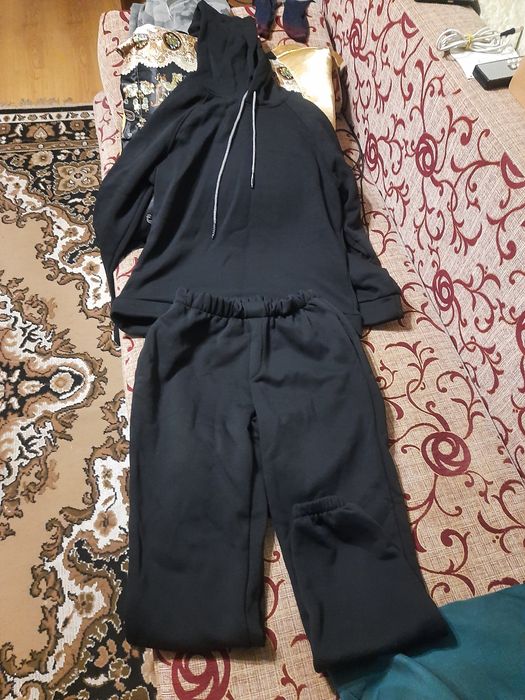 Теплий чоловічий костюм розмір 48-50