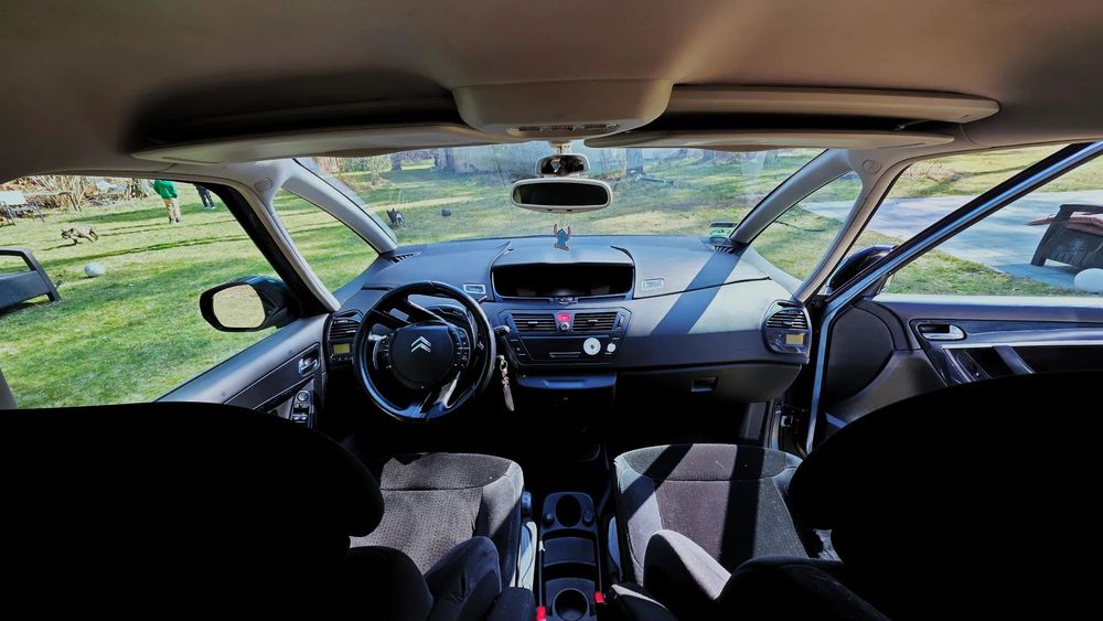 Citroën C4 Grand Picasso Citroen C4 Grand Picasso uroczy rodzinny van na 7 osób