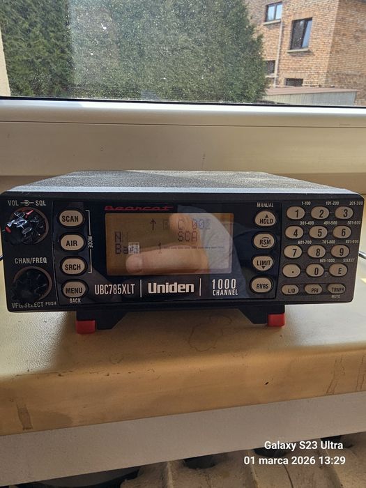 Skaner częstotliwości Uniden UBC785XLT z anteną SkyScan