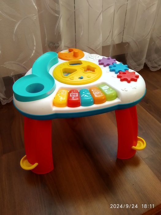 Музичний  столик