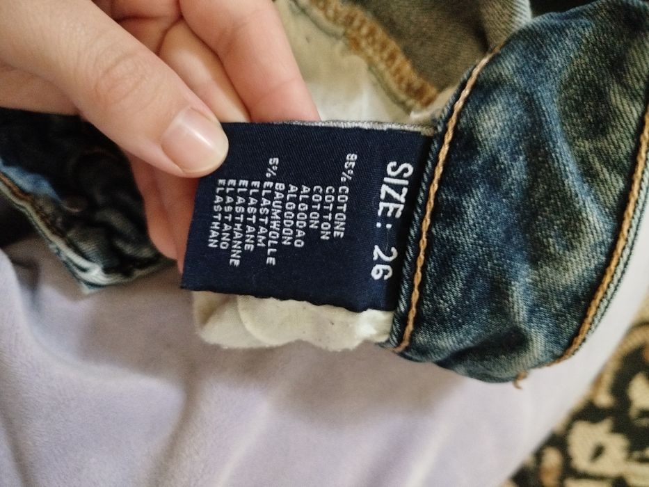 Продам джинси на маленькому утеплені