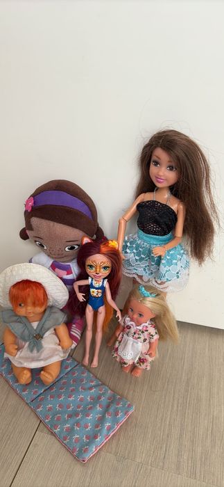 5 Bonecas da Famosa conjunto