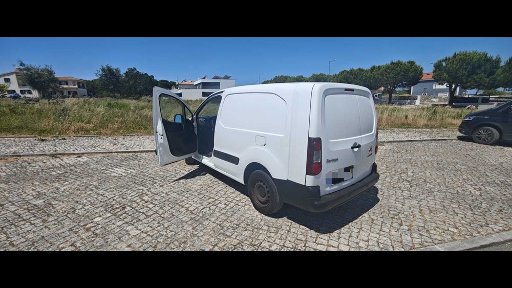 Citroën Berlingo L2 (Longa) 3 Lugares 1.6 HDi | 2016 | Insp. Maio 2027