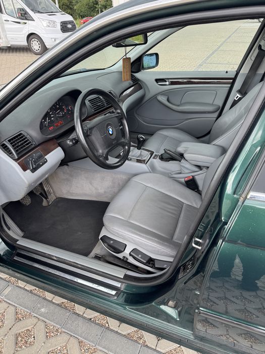 Sprzedam BMW 320i 170KM Zadbana!