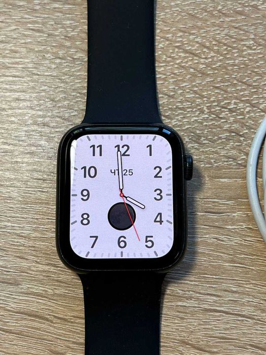Оригінал Apple Watch 6