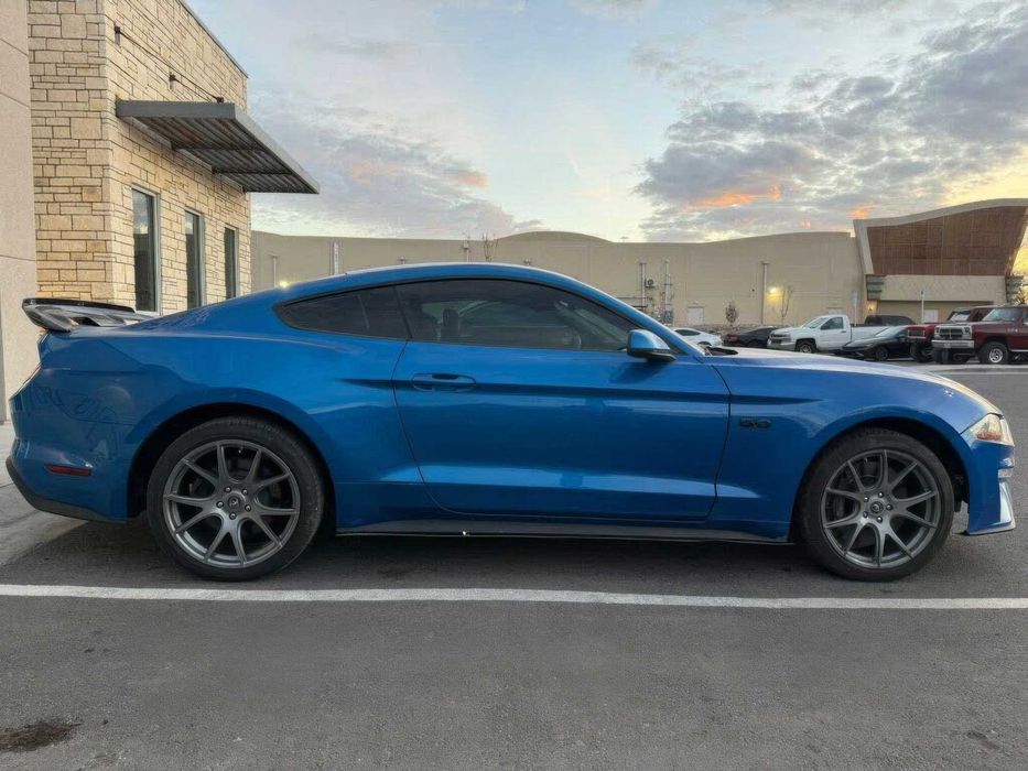 Ford Mustang GT Premium Coupe      2020