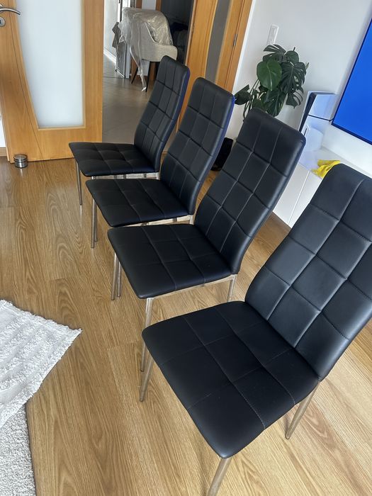 4 cadeiras pretas conforama
