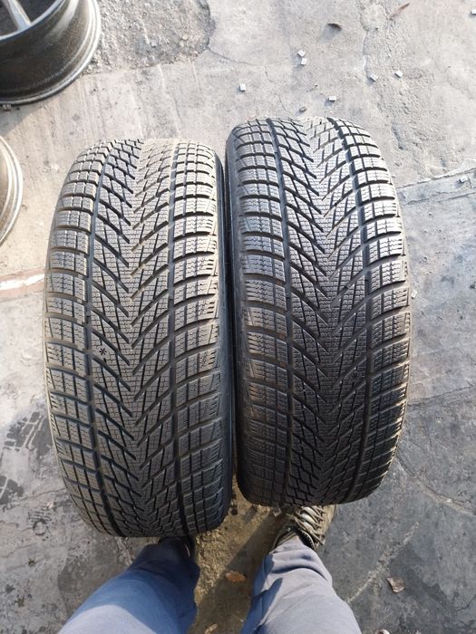 215.55.17 Zimowe Goodyear super stan montaż