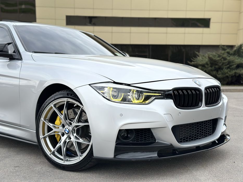 BMW F30 330I 2017p