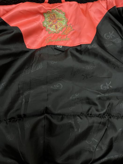 Лижній костюм , штани і курточка для дівчики 122см