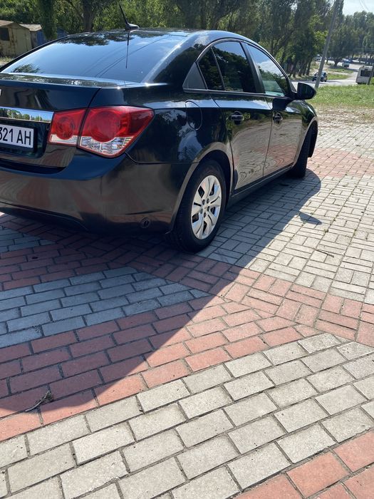 Продам Шевроле Круз