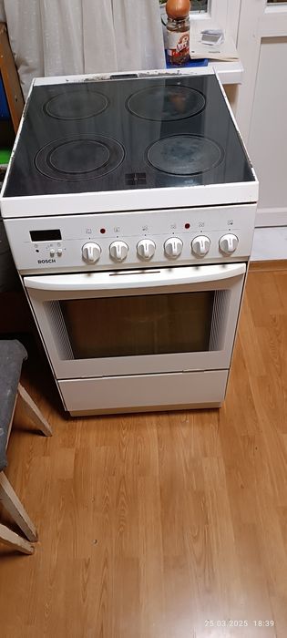 Електроплита стеклокерамика bosch