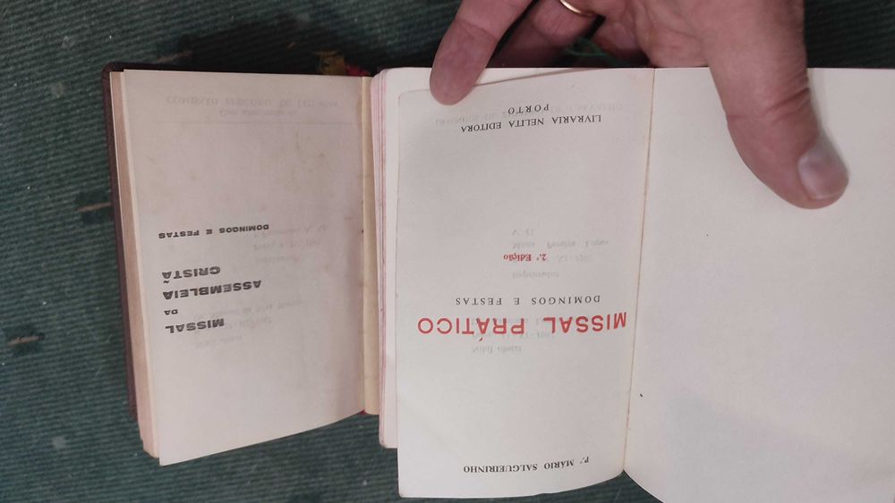12 Livros Religiosos antigos Missais e Livros de Orações