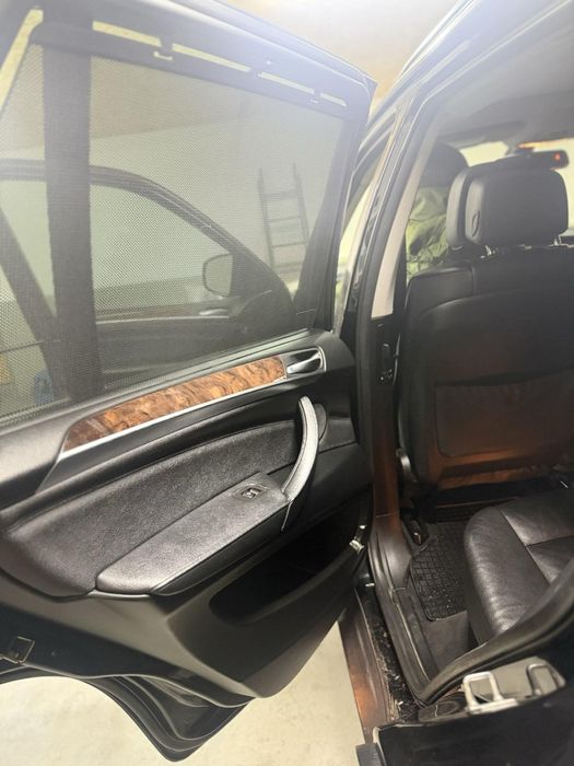 BMW X5   Продам вся в рідні красці