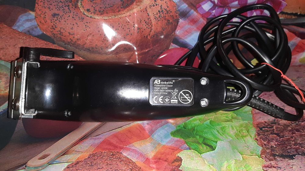 Машинка для стрижки проводная