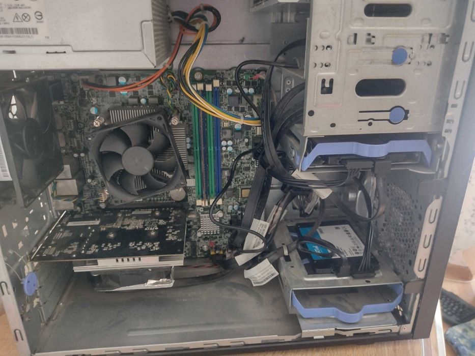 komputer lenovo thinkcentre