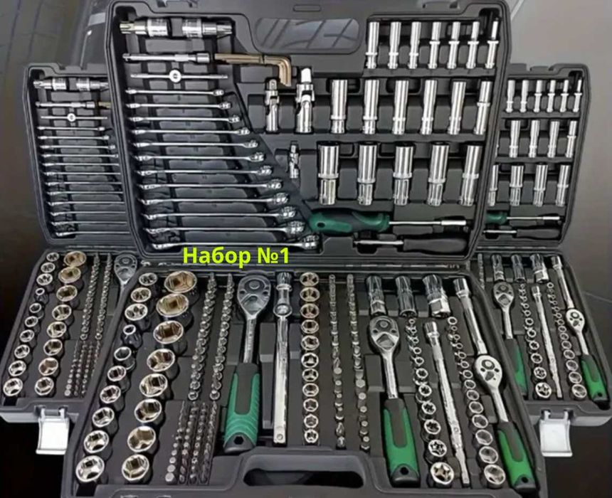 Набори професіних інструментів від 40 до 216 ключів головок в наборах