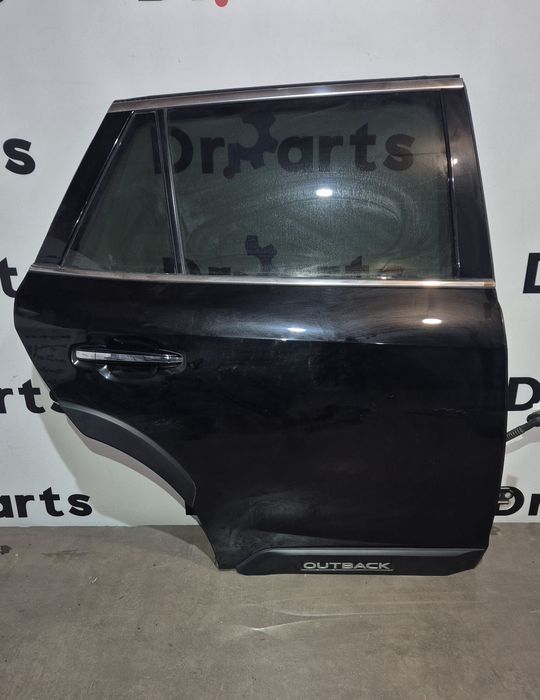 Дверь Subaru outback 2023 2024