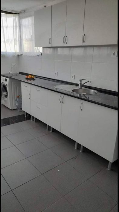 Quarto para arrendamento na marguem sul