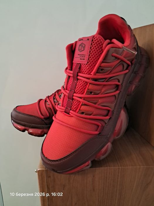 Кросівки CROPP 43