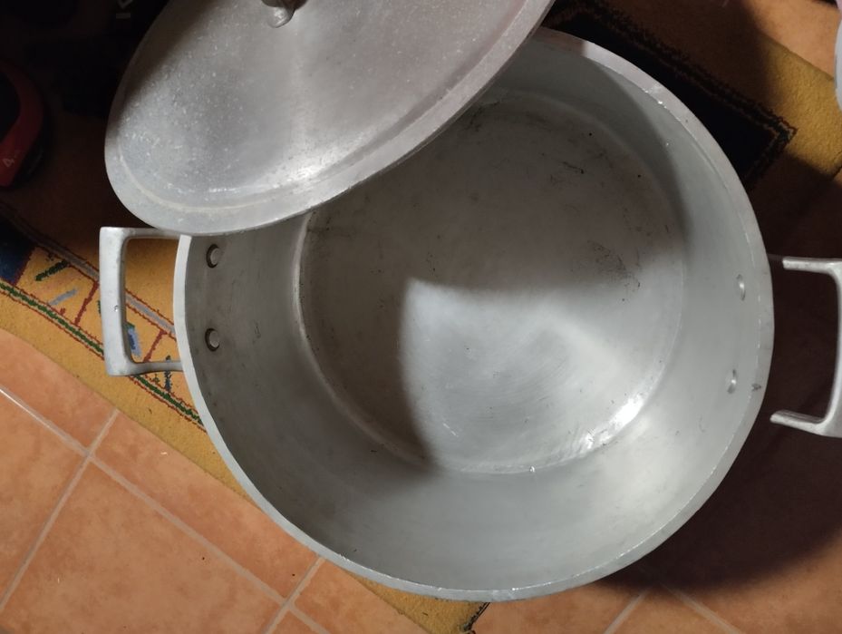 Tacho grande alumínio fundido